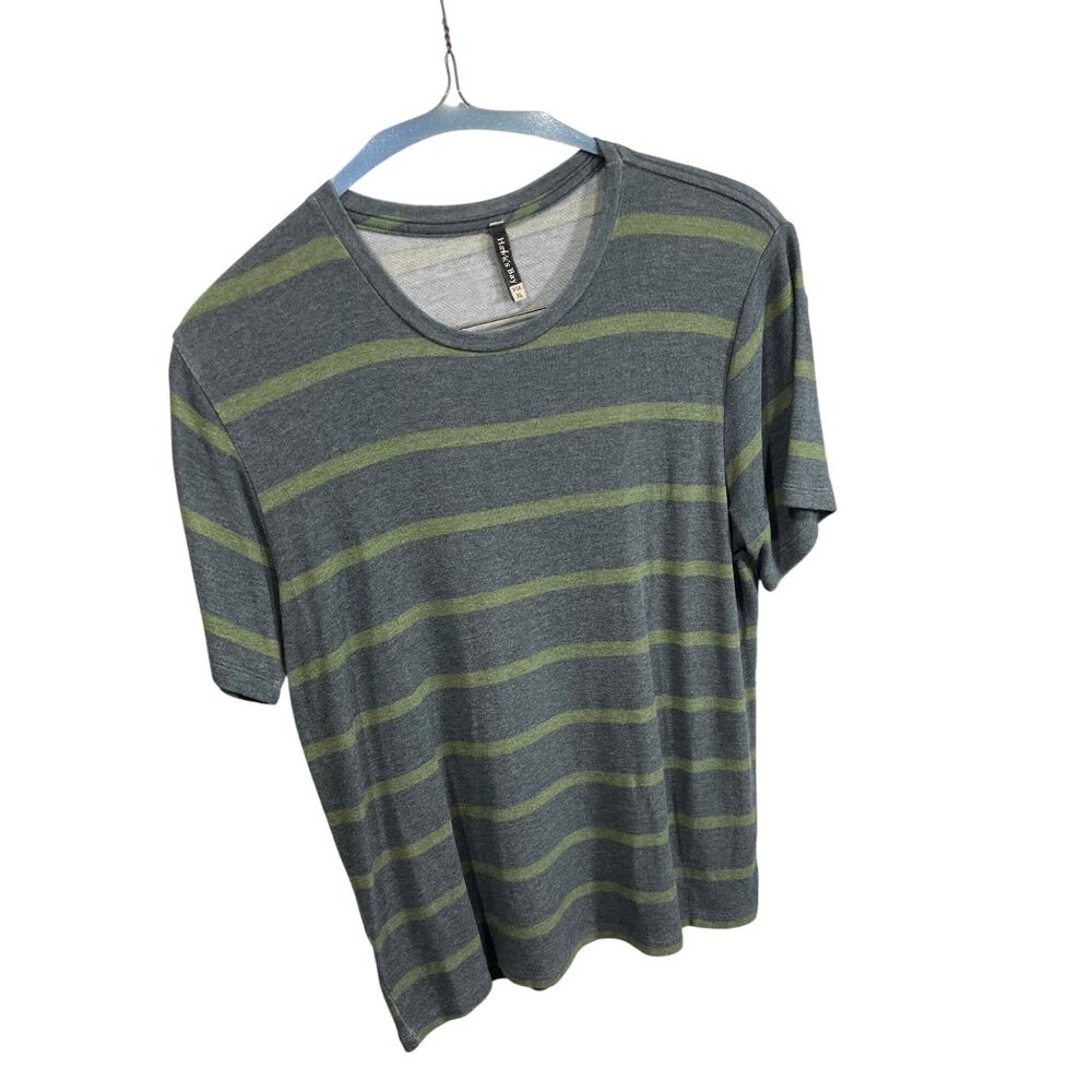 Hawks Bay XL Gray & Green Striped Short Sleeve T-Shirt 69a
